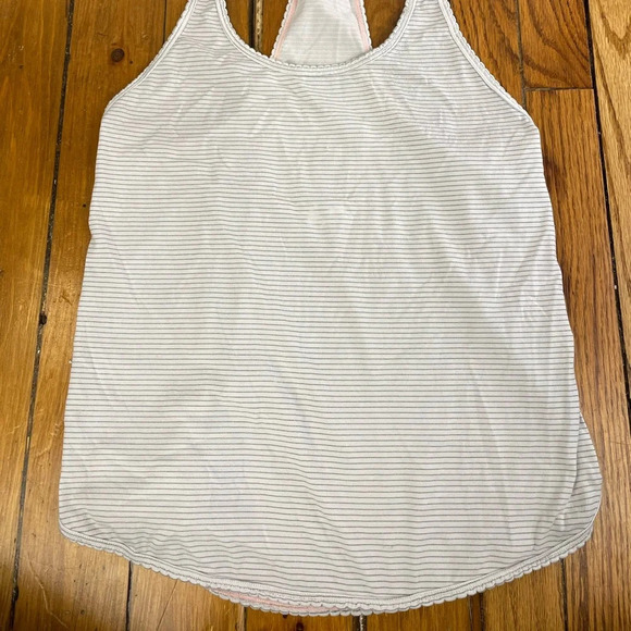 Lululemon 105 F Singlet, Pink & Grey, size 4 - Picture 5 of 10